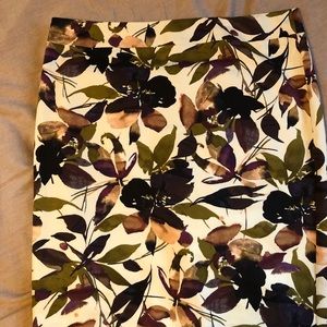 Ann Taylor pencil skirt. Beautiful!